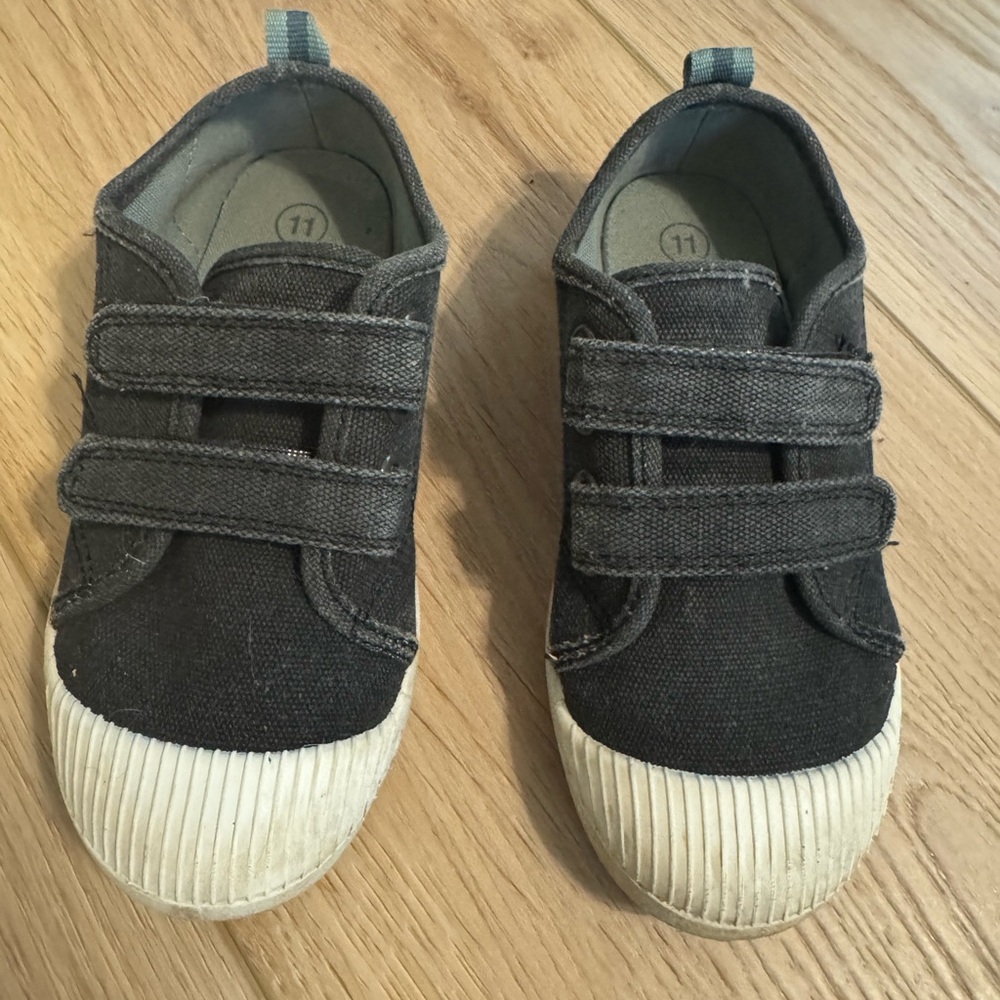 Cat & Jack Black and White Kids Sneakers